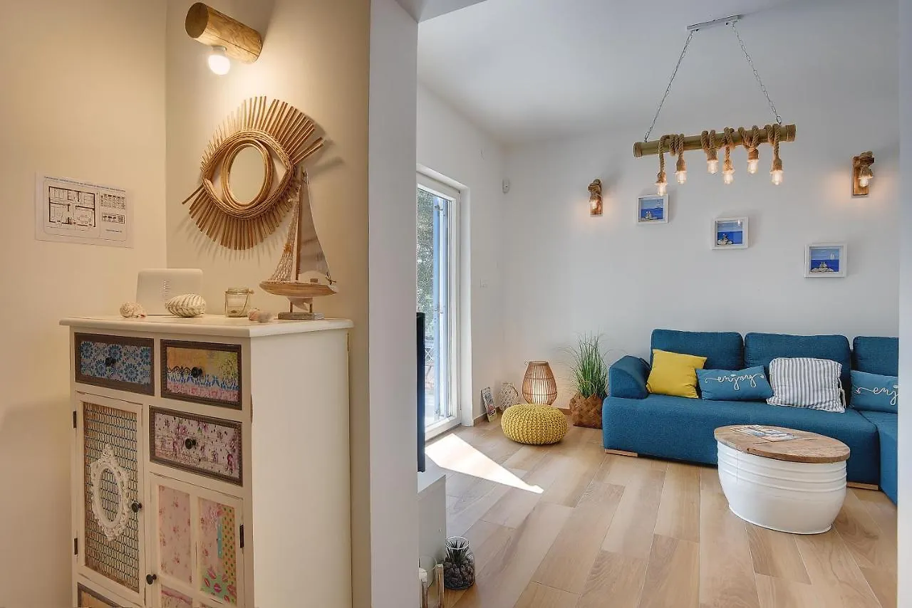 Holiday home Sea House Premantura Villa Croatia