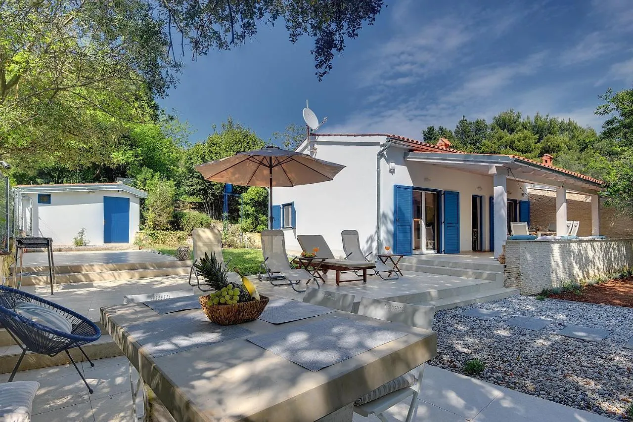 Sea House Premantura Villa